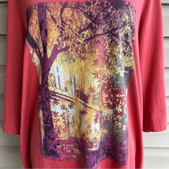 •Catherines• NWT Fall Graphic V-Neck Top - Size 0X - Picture 3 of 10